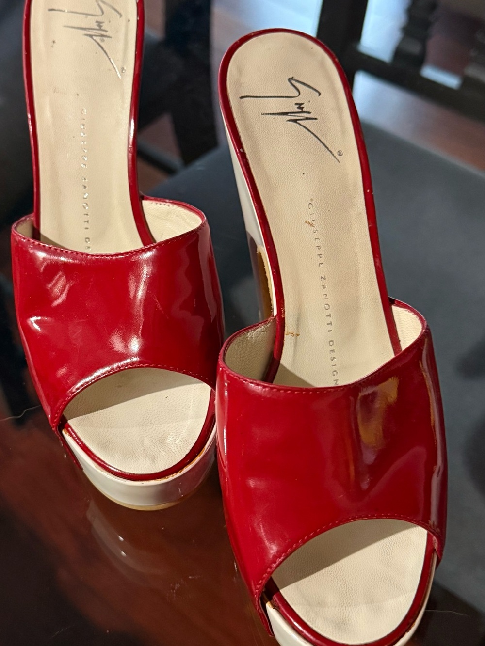 Vintage Giuseppe Zanotti Red Patent Open-Toe platform Slide Mules